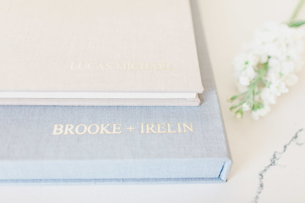 album in linen, custom name printed on cover with a matted-photo keepsake box